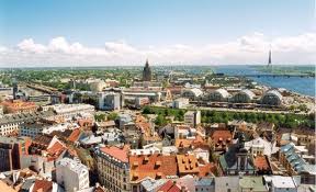 Латвия вдигна тройно цената на „златна виза”